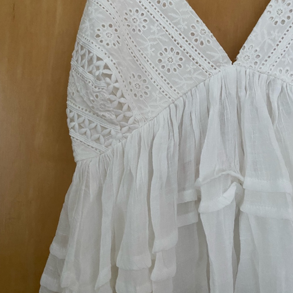 ‼️SOLD OUT‼️Boho Ruffled Babydoll Semi Cropped Flowy White Eyelet Blouse Top - Picture 5 of 8